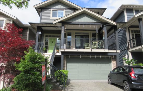 Single family - Maple Ridge BC